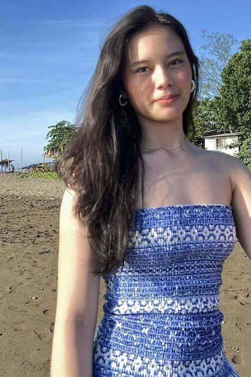 ESTHER MOUNTER , Facebook