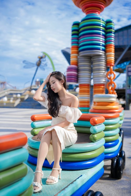 model Annie , photographer Bear Xiong , https://www.facebook.com/photo?fbid=25116687901316427 , ftz/sq100/3281428/273087366